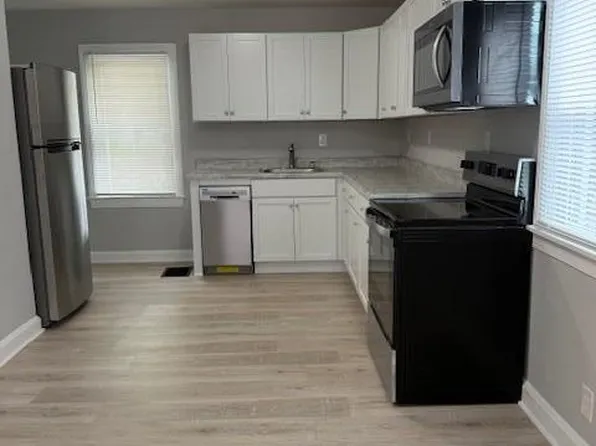 610 Compton St, Louisville, KY 40208