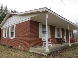 170 Bobwhite Dr, Burnsville, NC 28714