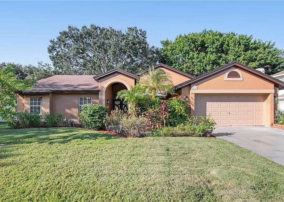 1st image of 10318 Ashley Oaks Dr