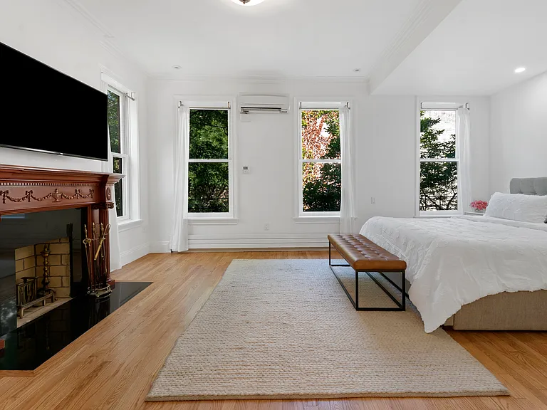 278 Clinton St #2 — Photo 13