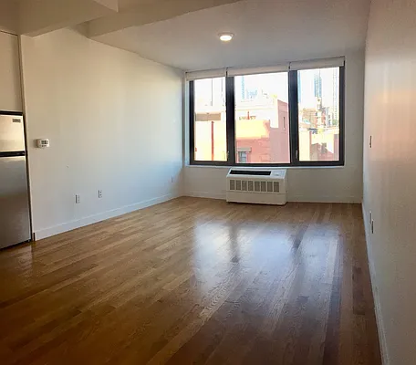 Rented by FirstService Realty (legacy) | media 31