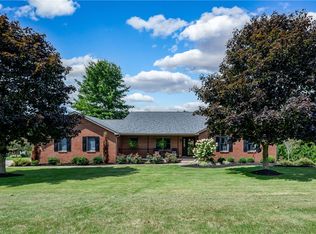 100 Sun Ridge Ct, Butler, PA 16001