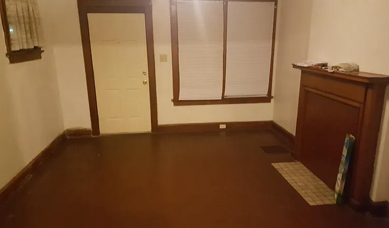 2092 Cleveland Ave — Photo 4