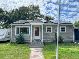 18 Woodland Cir, Methuen, MA 01844