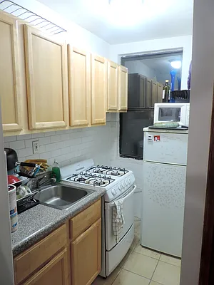 Rented by J Misrahi Realty Corp | media 15