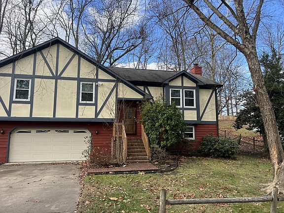 3rd image of 7 Creekway Ln