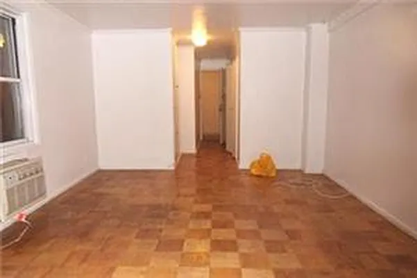 Rented by City Connections Realty | media 32