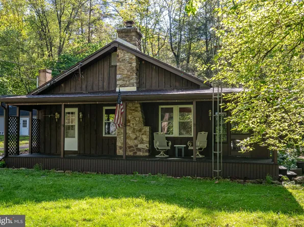 121 Rockland Dr, Orwigsburg, PA 17961