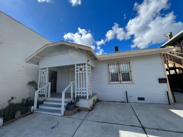 2006 28th St, Sacramento, CA 95818