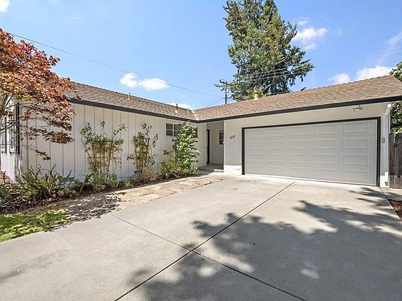 3rd image of 1031 S Bernardo Ave