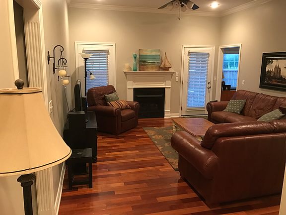 4th image of 2871 Laura Lynn Ln