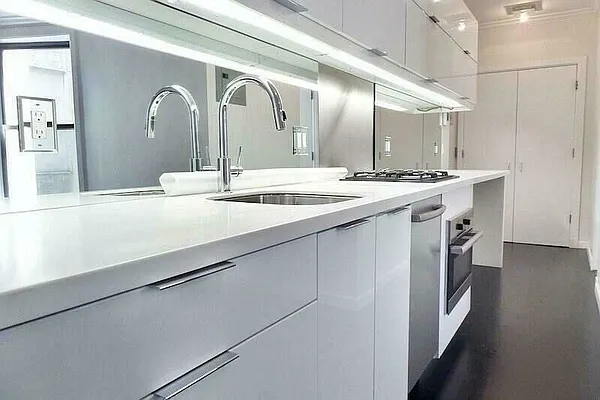 Rented by Bold New York | media 25