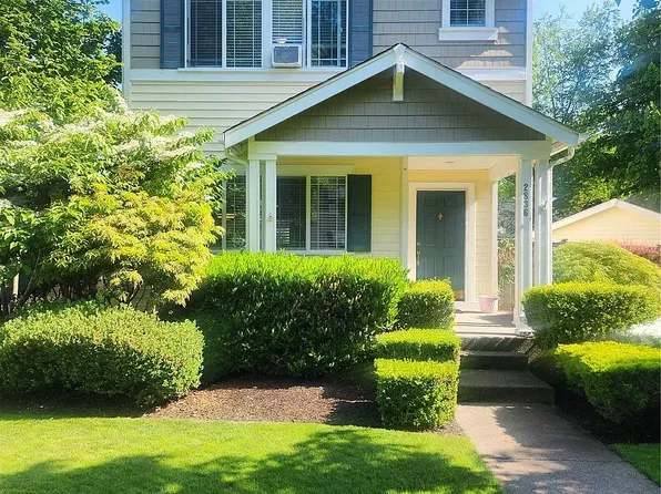2836 Hyland St, Dupont, WA 98327