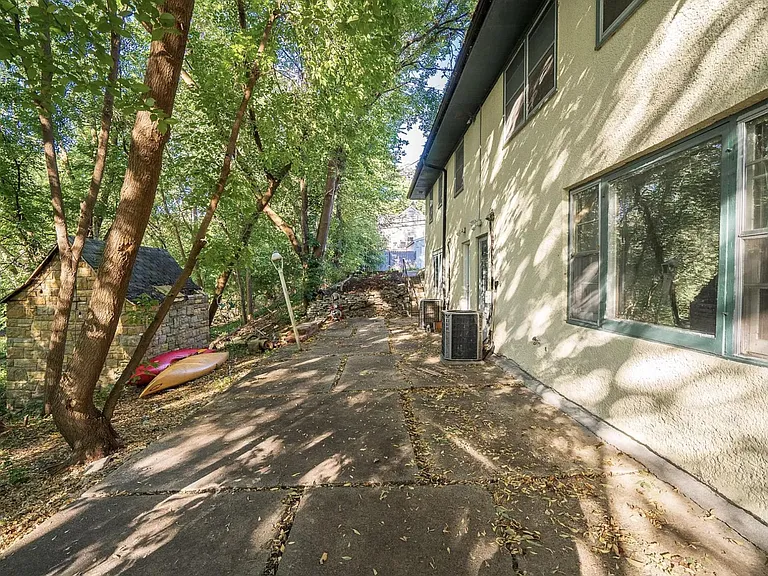 5344 Xerxes Ave S — Photo 17