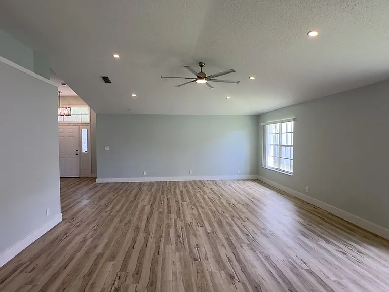 13285 Opal Ln — Photo 11