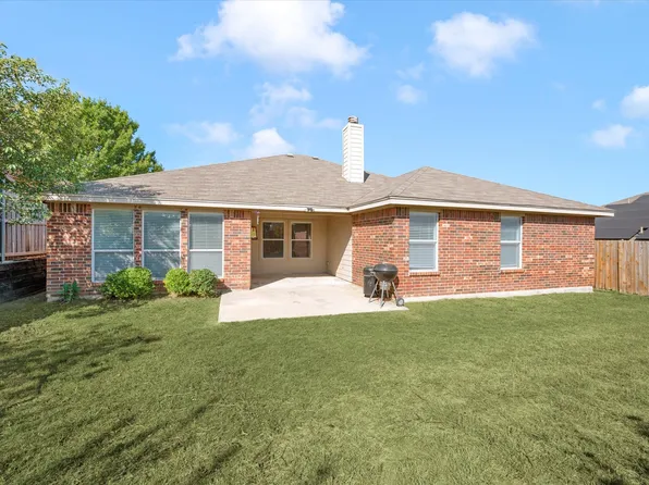 1409 Heidi Ct, White Settlement, TX 76108