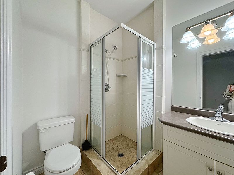 White Rock Apartment for rent - 2 Bedrooms — photo 4