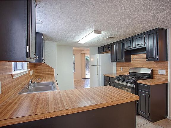 3rd image of 4306 Eskew Dr