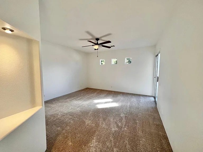 40921 Hovley Ct — Photo 13