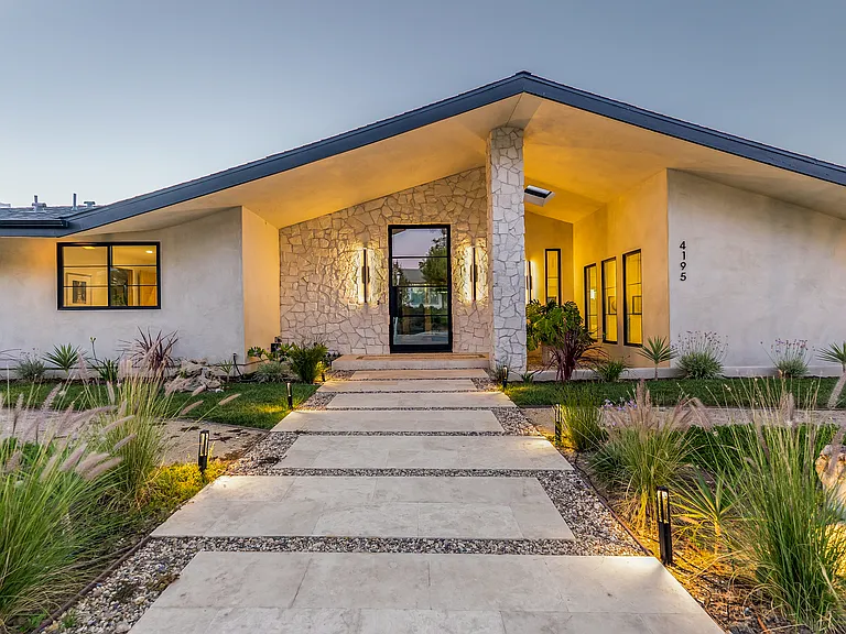 17900 Medley Dr — Photo 1