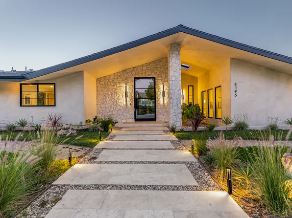 17900 Medley Dr, Encino, CA 91316