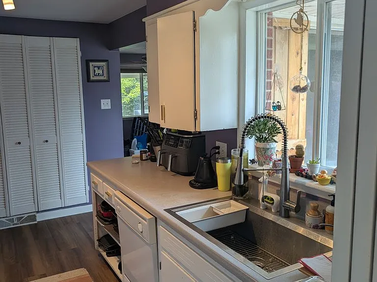 200 Kohl St — Photo 3