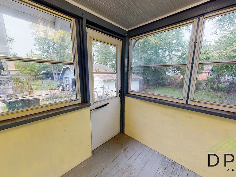 317 Shepard St — Photo 25