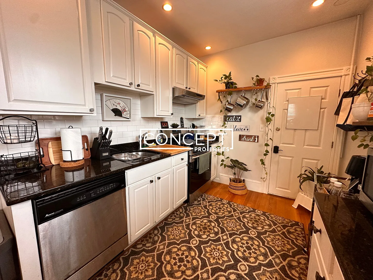 1 bed, 1.0 bath, $2,150 — Photo 2