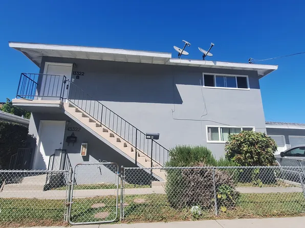 13322 Cordary Ave APT B, Hawthorne, CA 90250