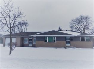 9527 W Rosedale Ave, West Allis, WI 53227