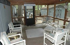 5th image of 162 W Lake Dr