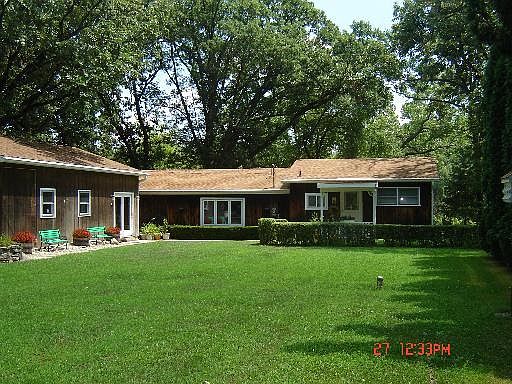 1st image of 138 N Larocque Dr