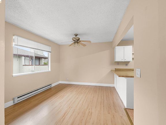 4th image of 981 Cheryl Ann Cir APT 40