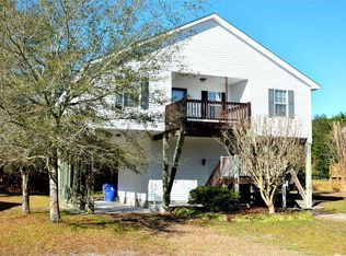 107 SW 13th St, Oak Island, NC 28465