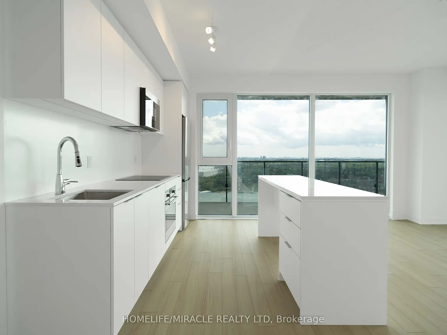 3 bed, $2,650 — Photo 3