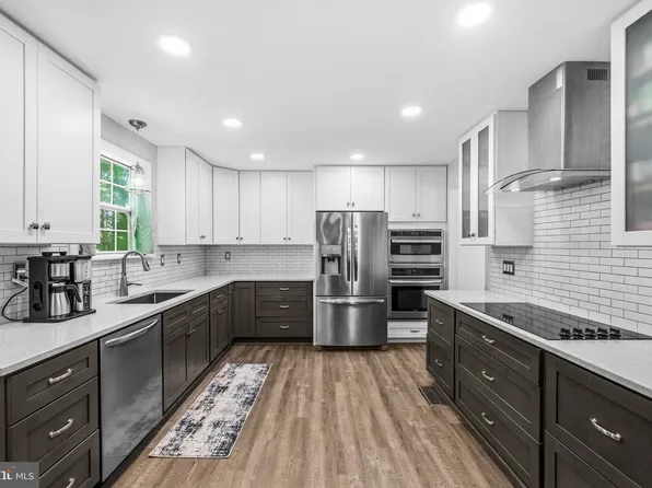 7090 Maxwell Dr, Hughesville, MD 20637