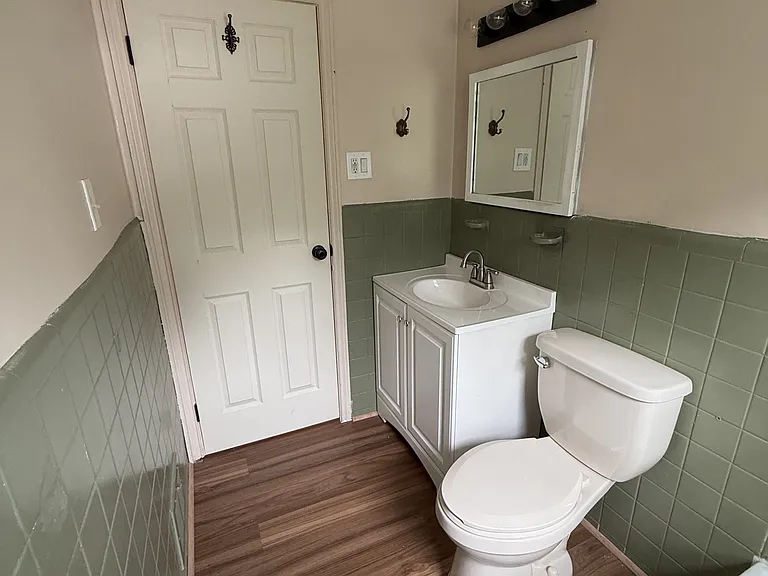 25428 Hopkins St — Photo 16