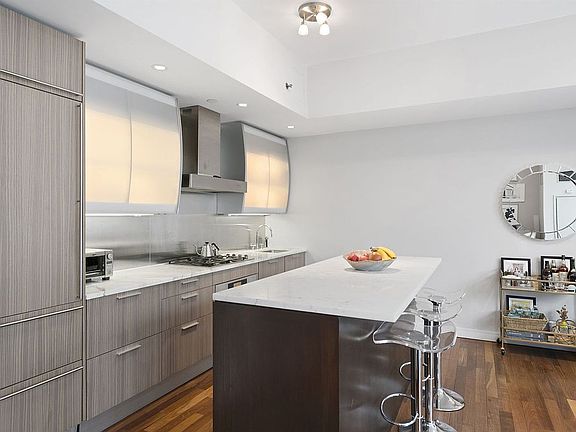 3rd image of 36 E 14th St APT 6B