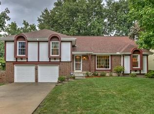 12322 W 102nd St, Lenexa, KS 66215