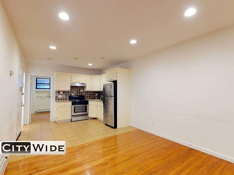 1st image of 1099 2nd Ave #5