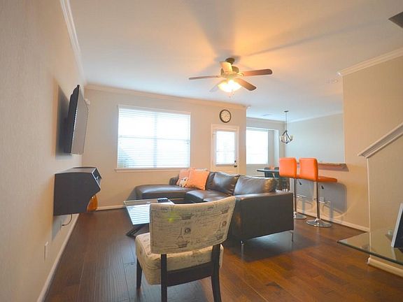 2nd image of 12826 Willow View Ct
