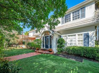 18305 Tarzana Dr, Tarzana, CA 91356