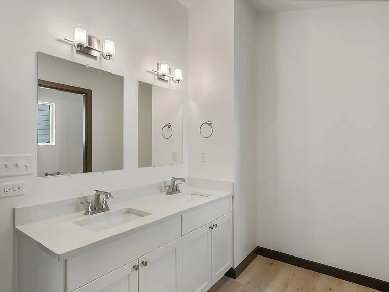 Dual sinks