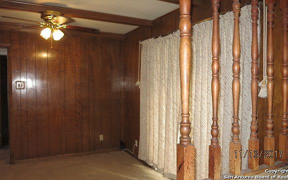 3rd image of 4510 Tropical Dr