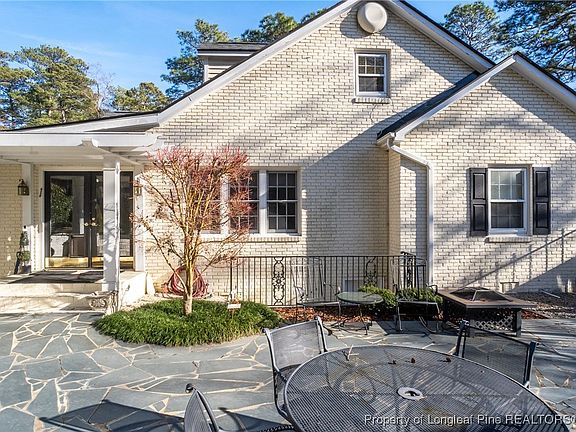 4th image of 326 W Park Dr