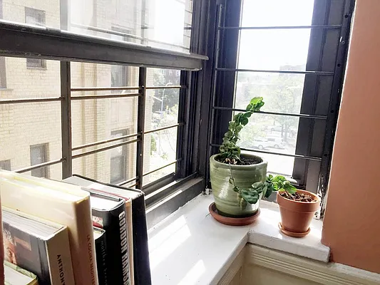 Sold by Cavanagh Properties LLC | media 10