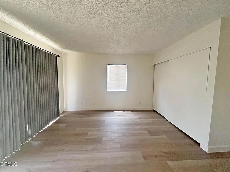 5612 Glickman Ave — Photo 13