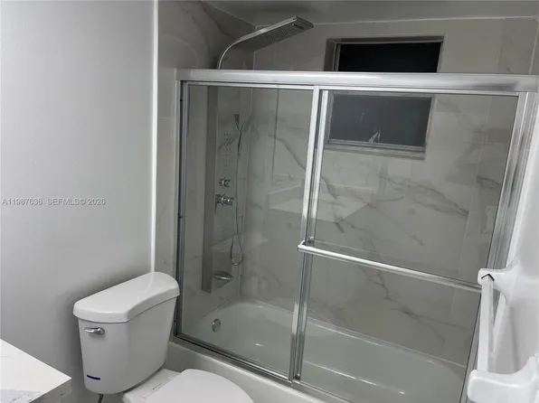 233 NE 14th Ave APT 406, Hallandale Beach, FL 33009