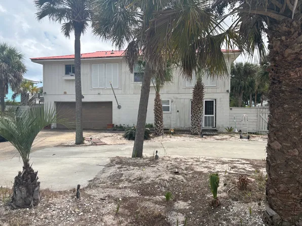 812 Via Deluna Dr #2, Gulf Breeze, FL 32561