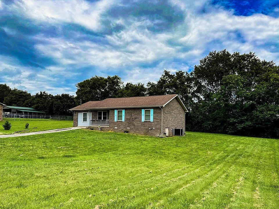 1st image of 318 Willocks Dr